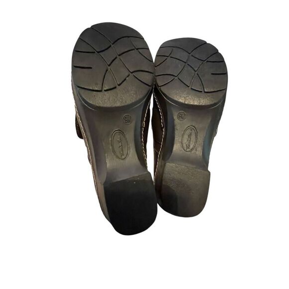New Thom McAn Womens Dark Brown Leather Gennie Clogs Size 9 W - Picture 3 of 15
